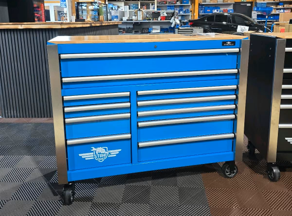 Jumbo Werkzeugwagen Werkstattwagen mit Werkzeug Lkw und Pkw Blau