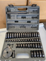 Druckstück Treibsatz zum Ein- und Auspressen für Lager Buchsen 52 tlg. Druckstück Treibsatz zum Ein- und Auspressen für Lager Buchsen 52 tlg.