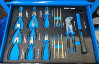 Werkzeugeinlage Modul mit Zangen Hammer und Durchschläge Werkzeugeinlage Modul mit Zangen Hammer und Durchschläge